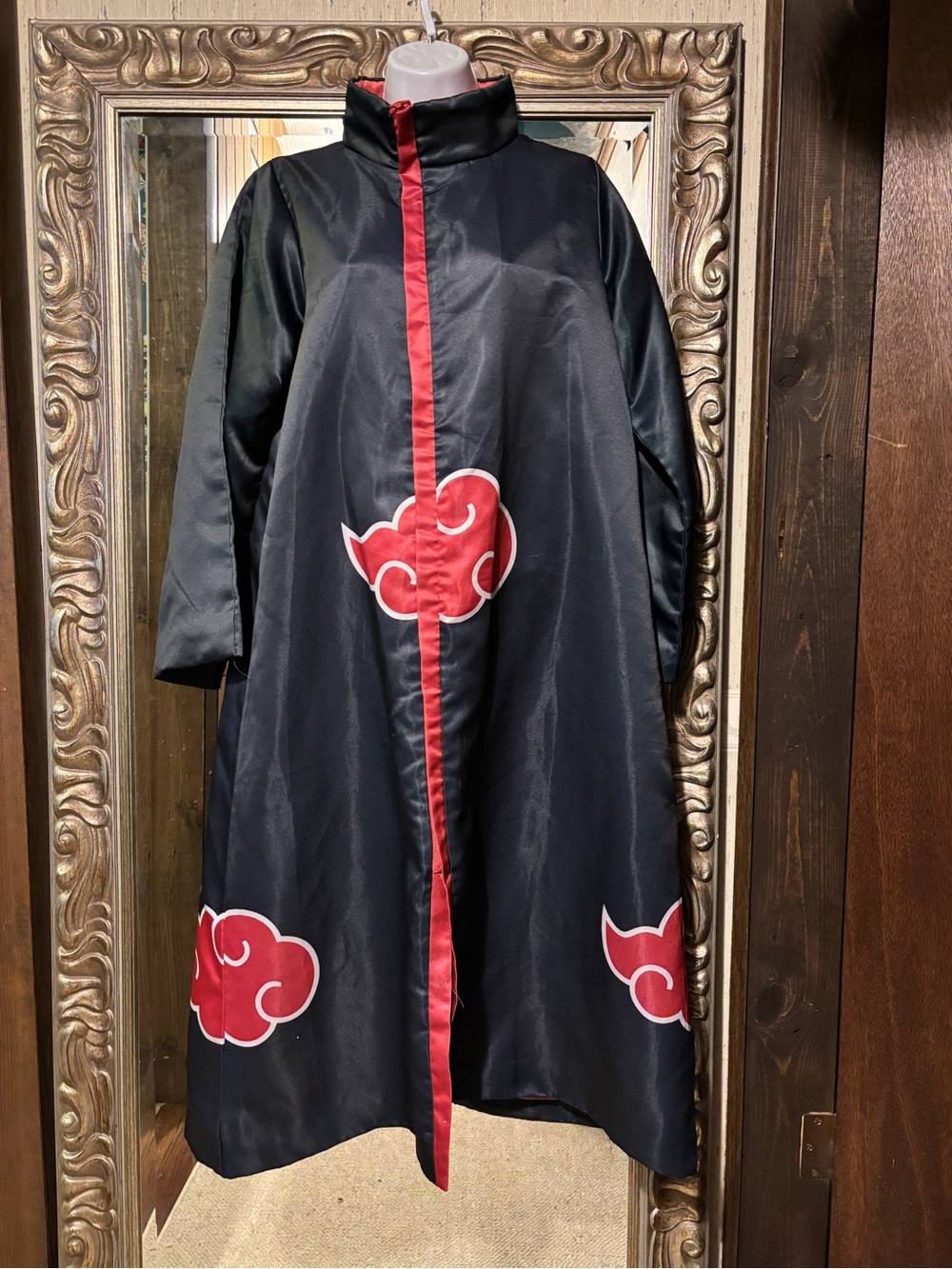 Spirit Halloween Naruto youth Black and Red Cloak
